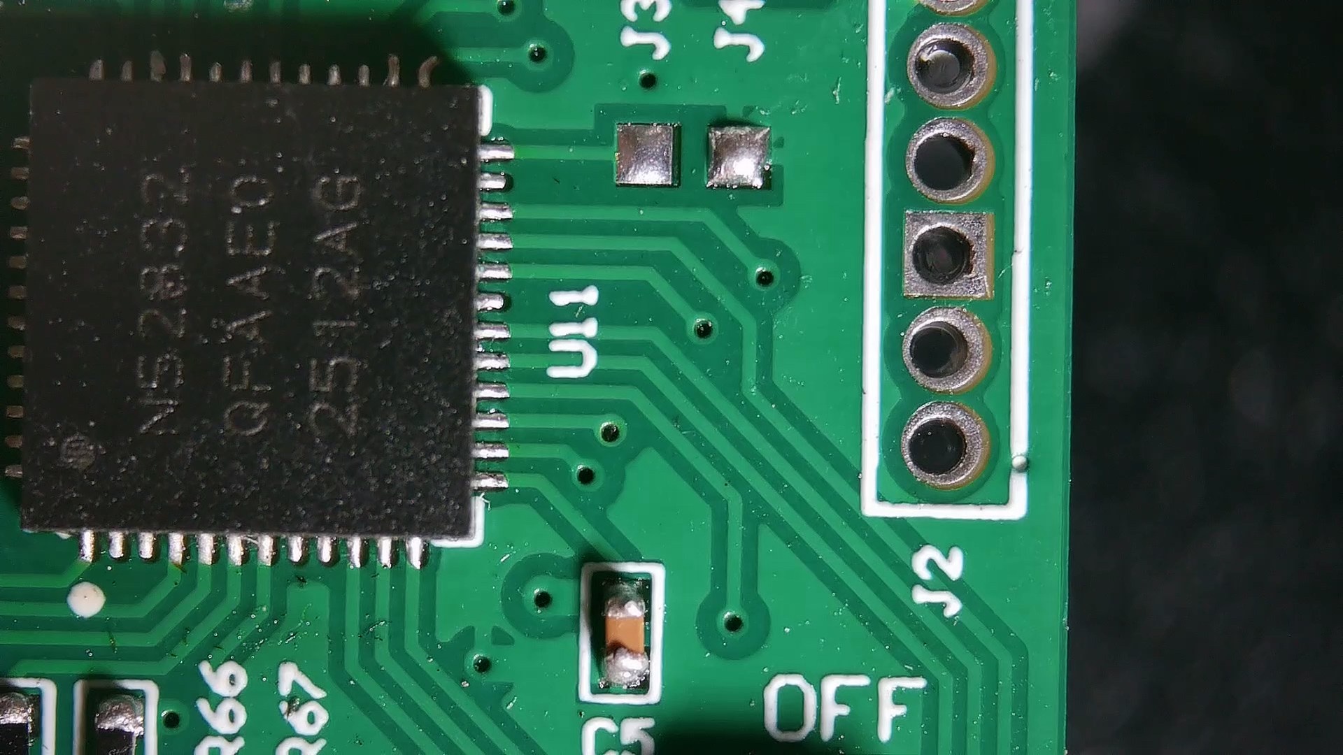 Piste da J2 verso il nRF52832 — mappatura pinout SWD